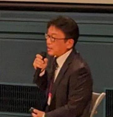 芳賀　勝己　氏